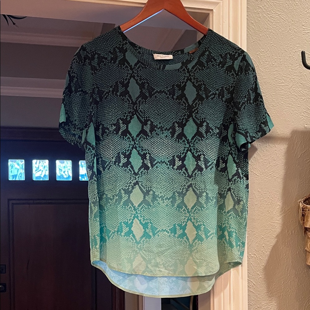 Equipment Femme 100% Silk Teal Snake Women's Blouse